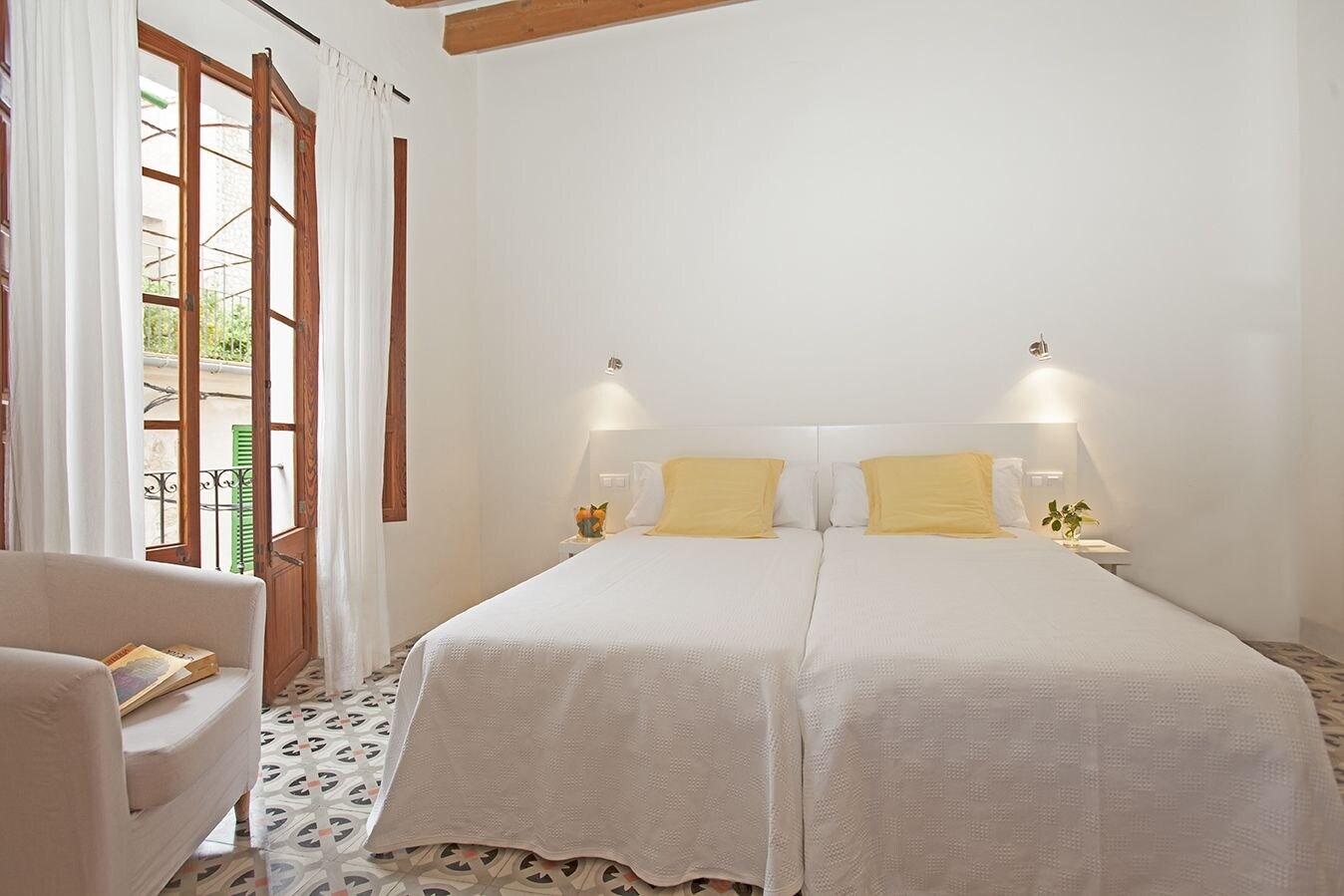 Petit - Hotel