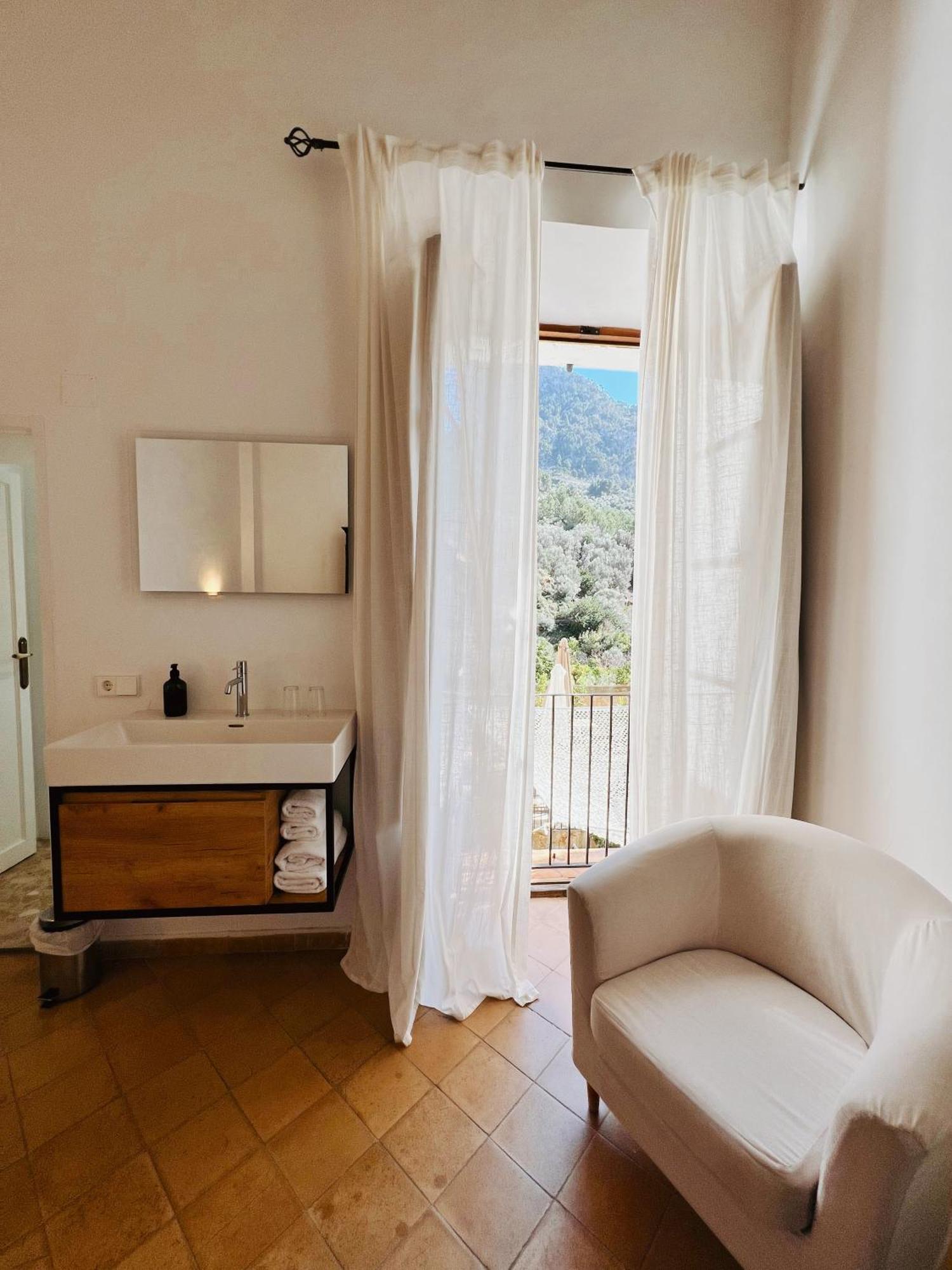 Petit - Hotel Fornalutx