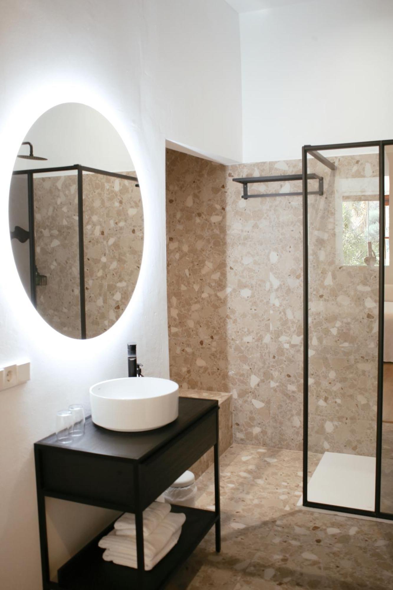 Hotel Petit -